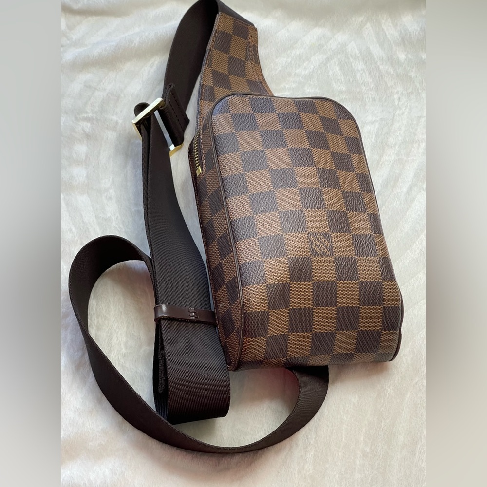 Louis Vuitton  Geronimo Damier bodybag/bumbag